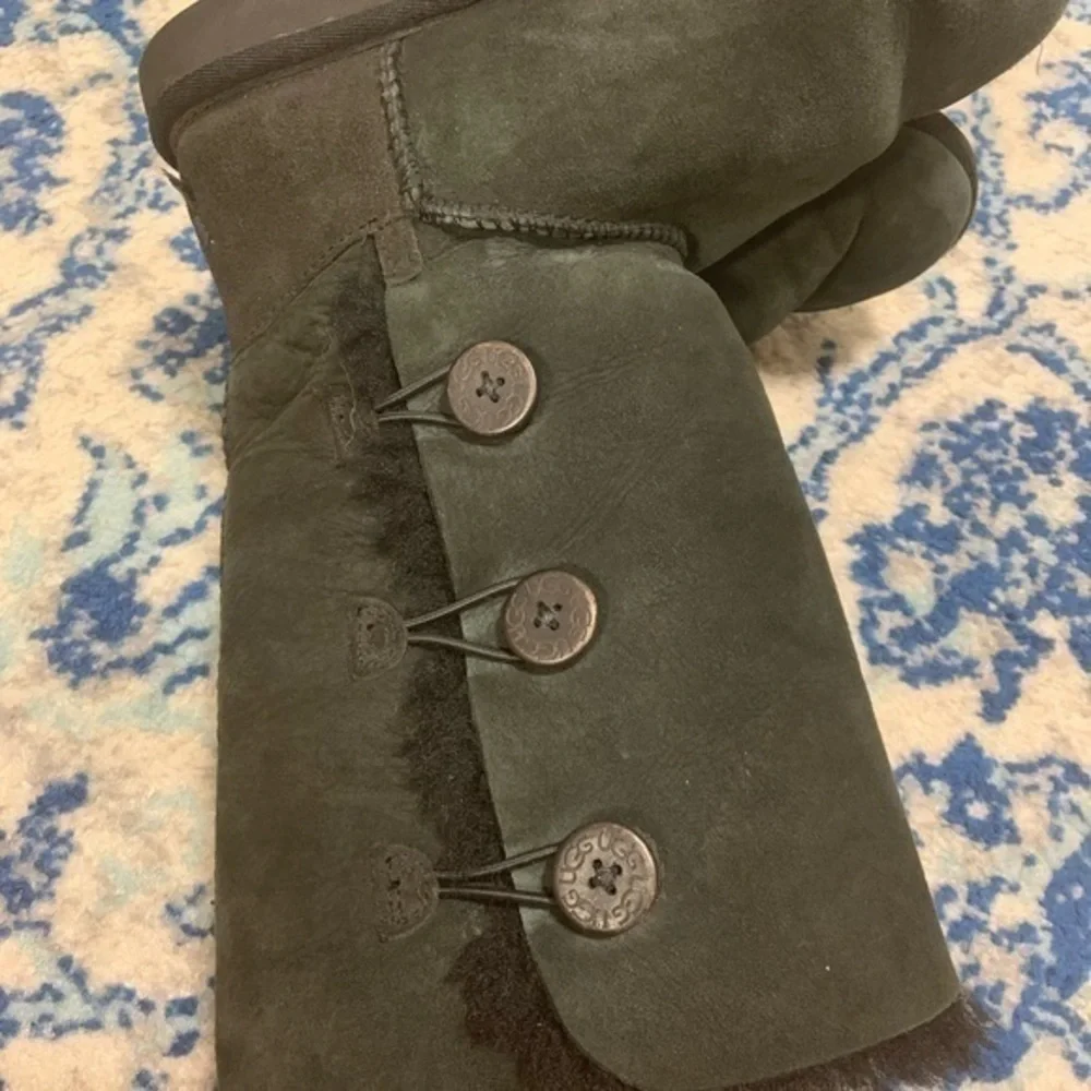 UGG Bailey Button Triplet Ii Winter Boot